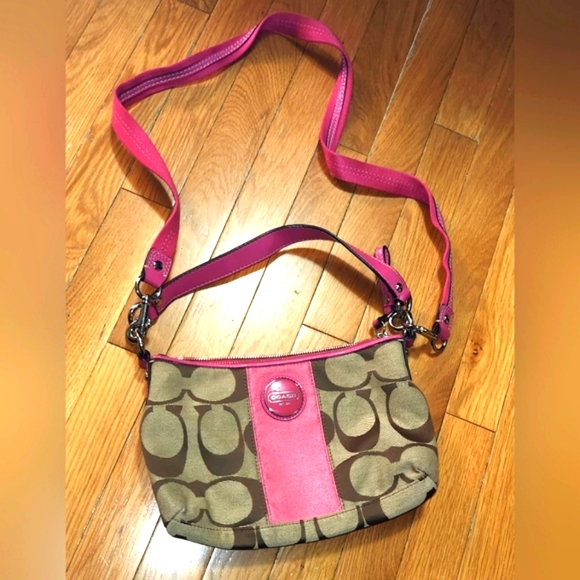 COACH BAG F17439 With Long and Short (Detachable) Pink Strap - Picture 1 of 6